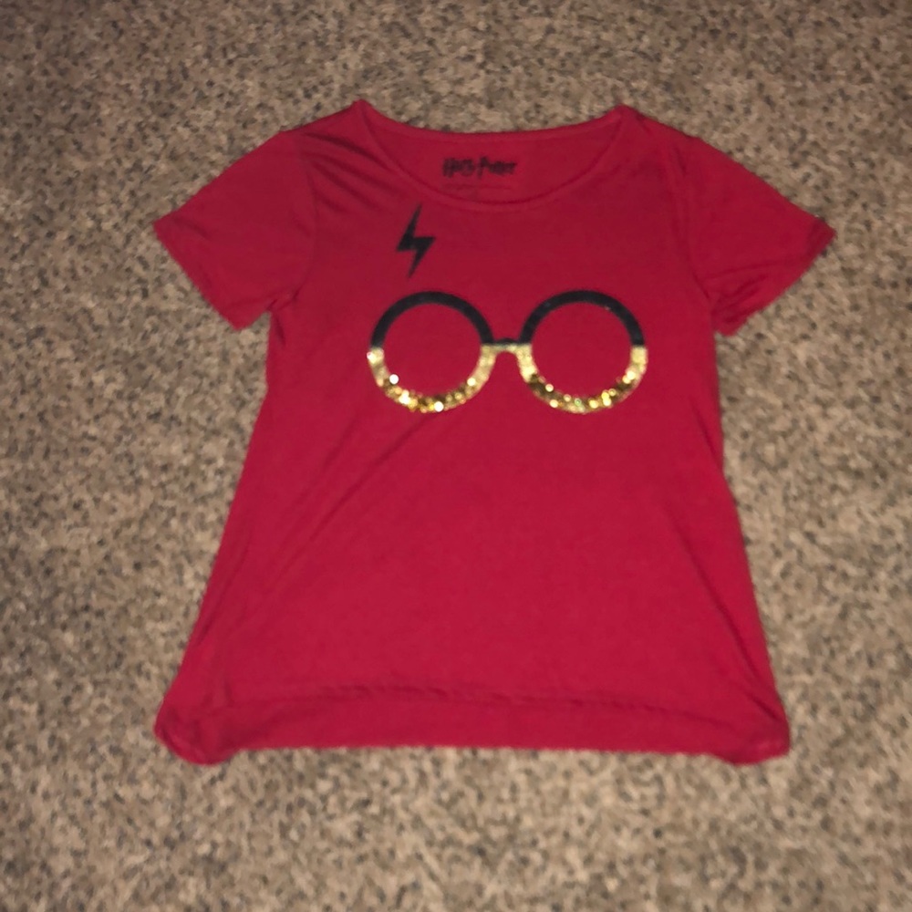 Maroon Harry Potter tee